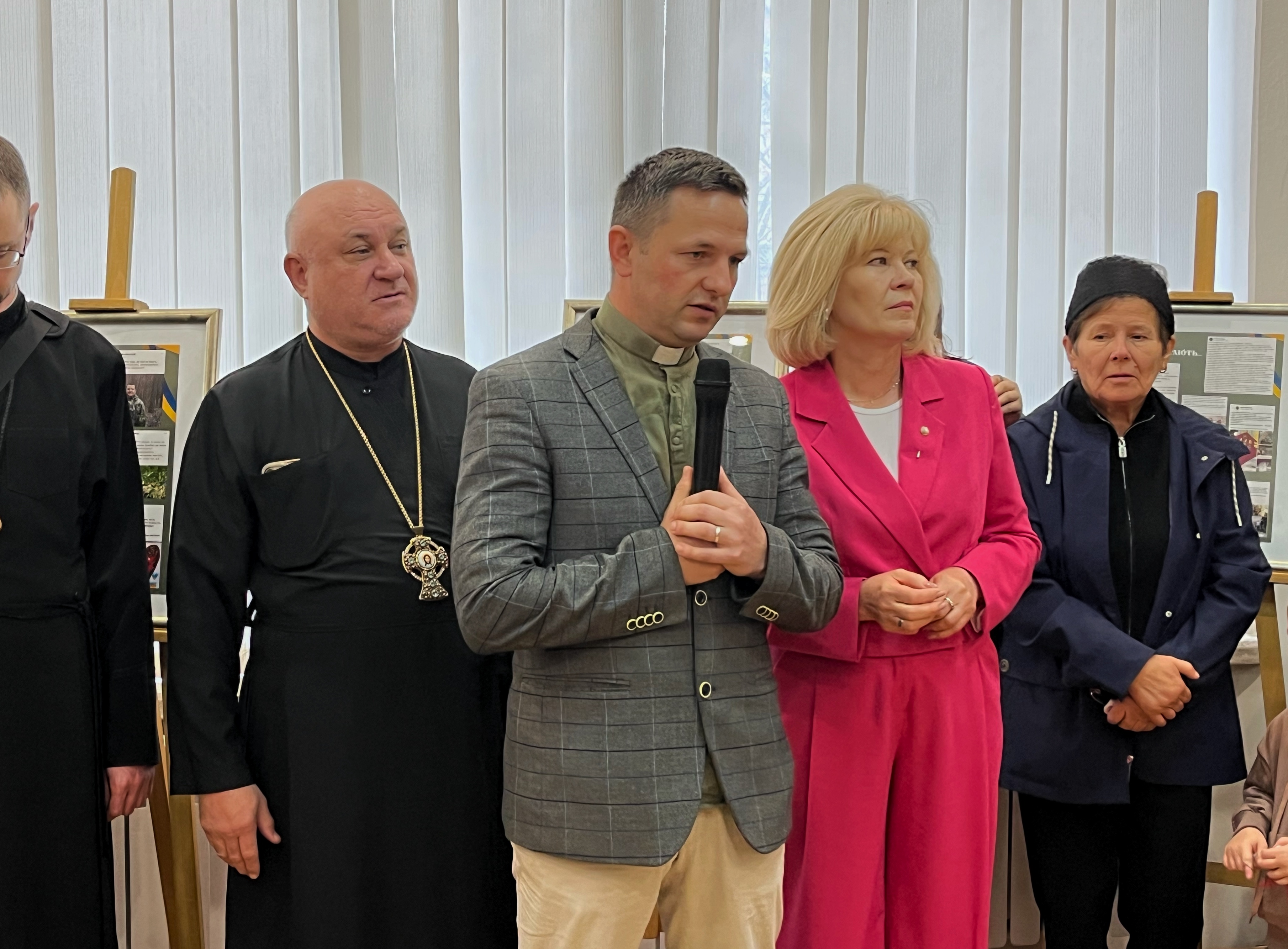 Viiskovyi kapelan 105-yi okremoi bryhady terytorialnoi oborony Petro Sachko